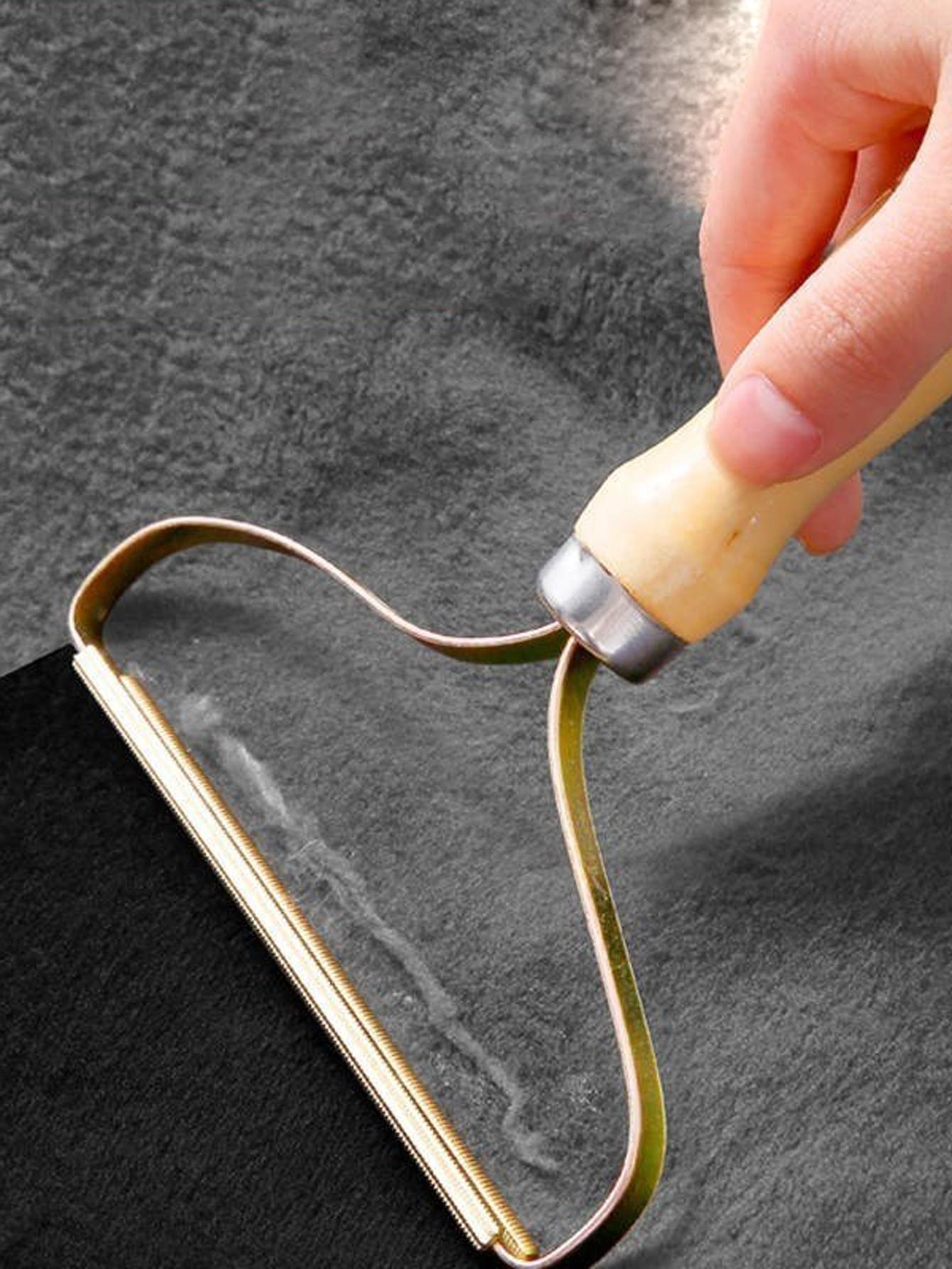 Double-Sided Fabric Shaver UK – Manual Lint Remover for Clothes & Sweaters