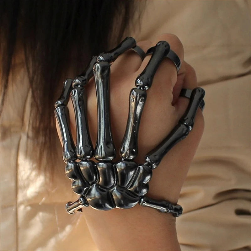 Steampunk Skull Bracelet – Gothic Skeleton Elastic Bangle for Men & Women